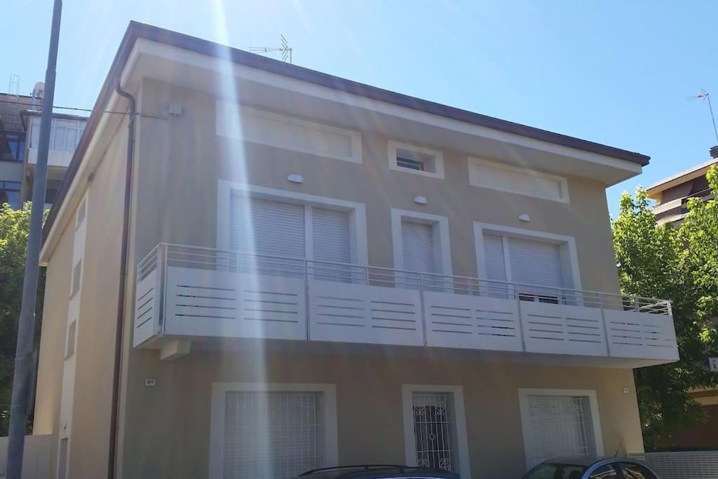 Appartamento In Villetta A 2 Passi Dal Mare E Dal Centro Pesaro Extérieur photo
